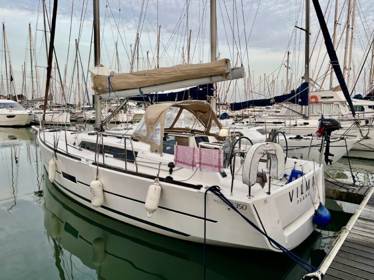 Do Francie pro loď “sil vu plé”!