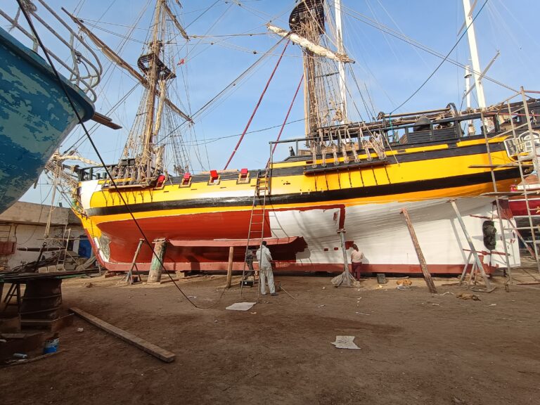 Mezi ramadánem, vzteklinou a tetanem. Přípravy La Grace v Monastiru.