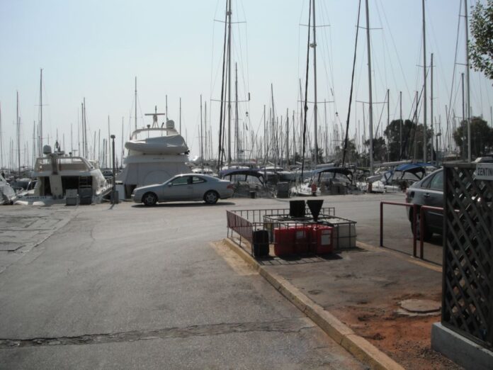 alimos_DSCF3930 Marina a lodě